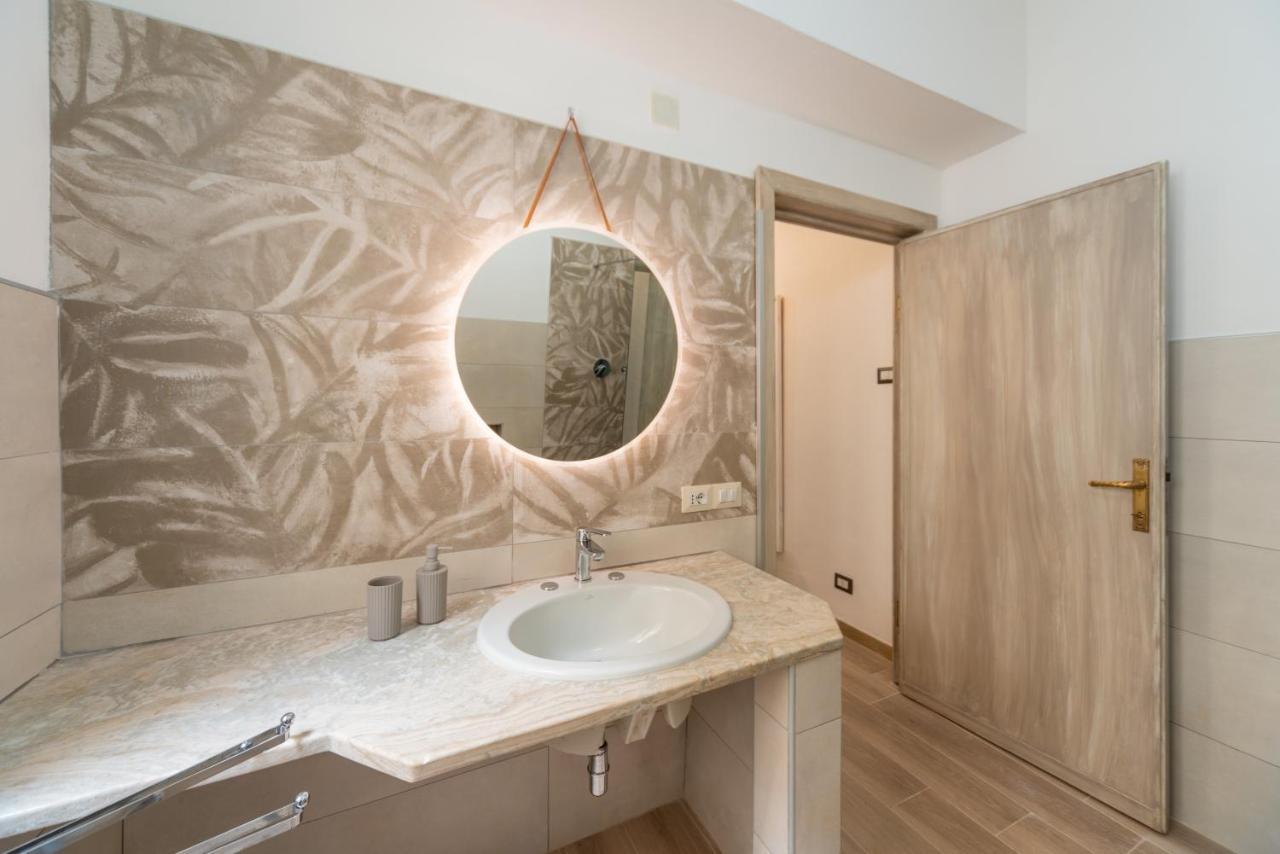 אולביה Cozy Guest House Downtown מראה חיצוני תמונה