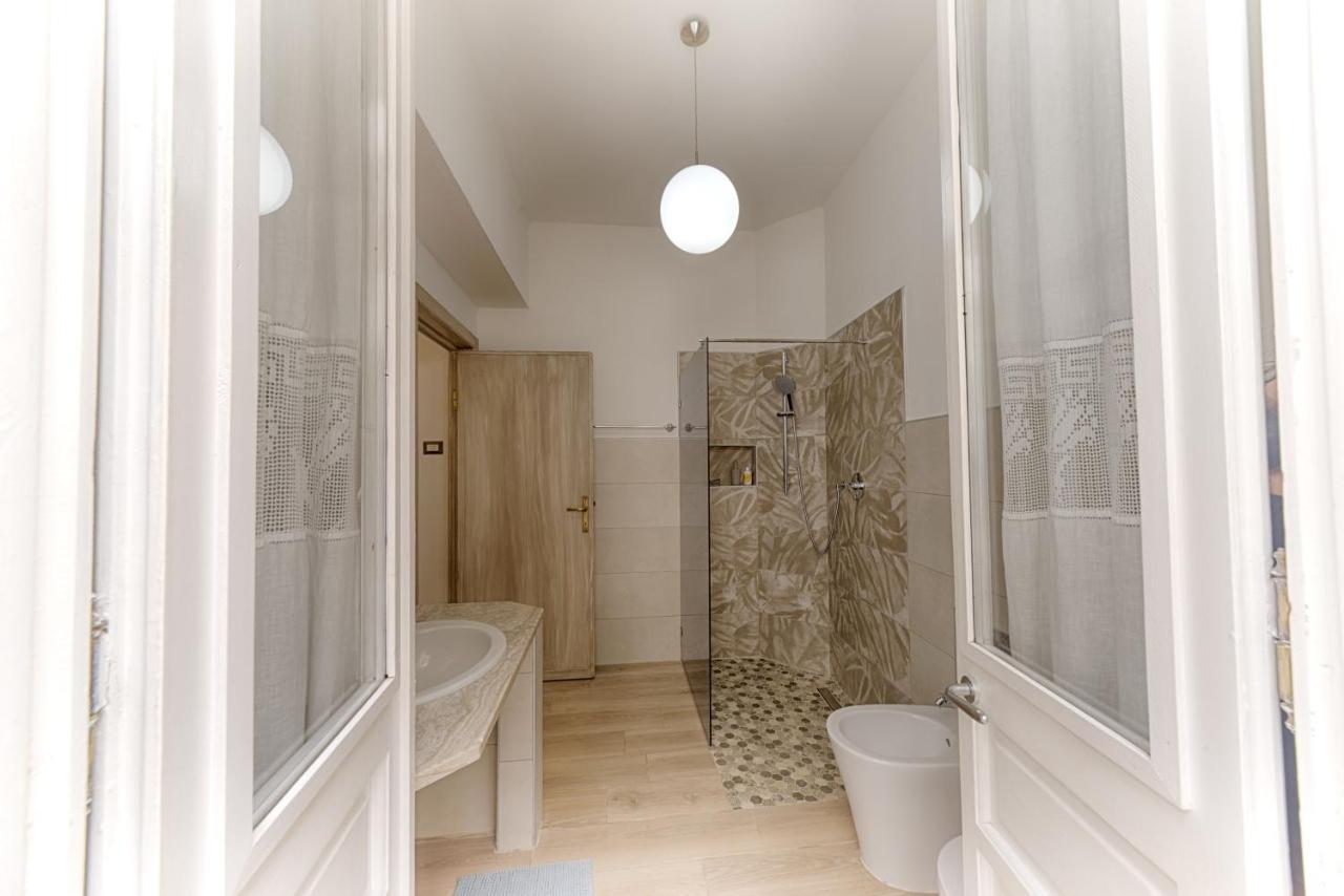 אולביה Cozy Guest House Downtown מראה חיצוני תמונה