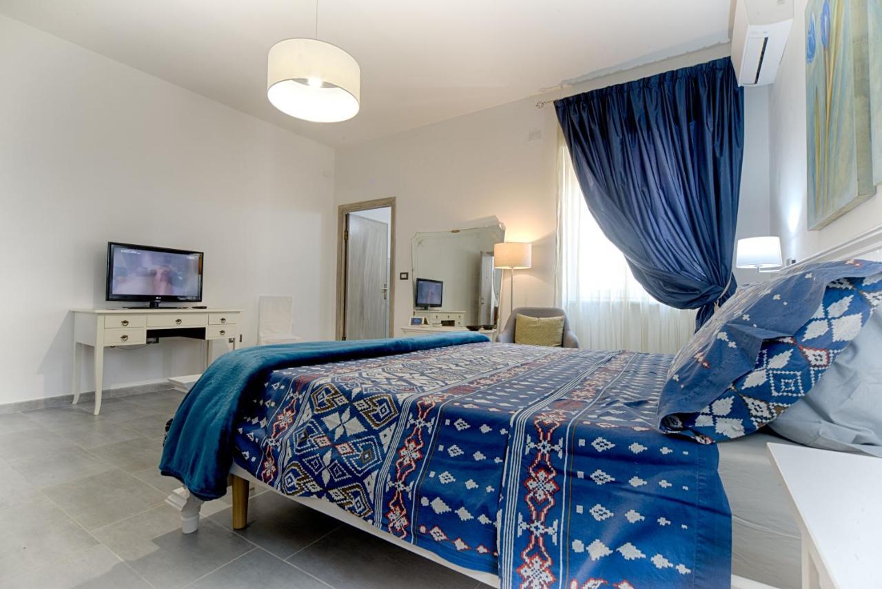 אולביה Cozy Guest House Downtown מראה חיצוני תמונה