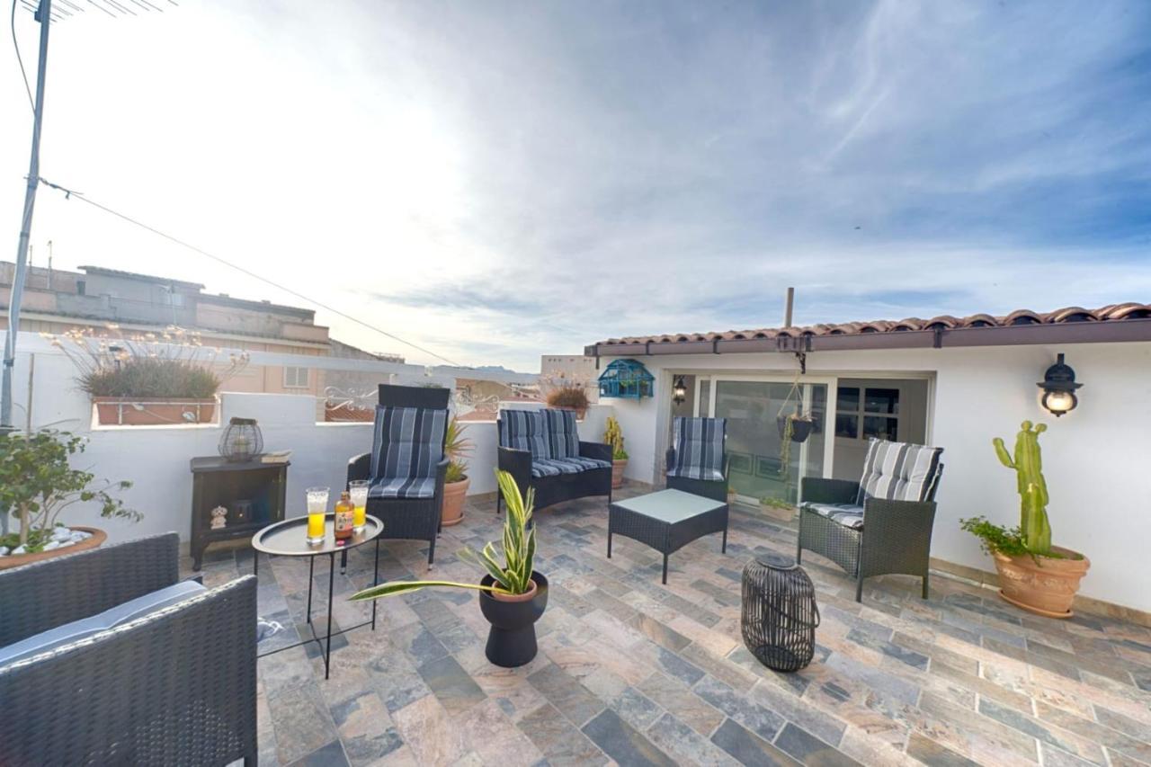 אולביה Cozy Guest House Downtown מראה חיצוני תמונה