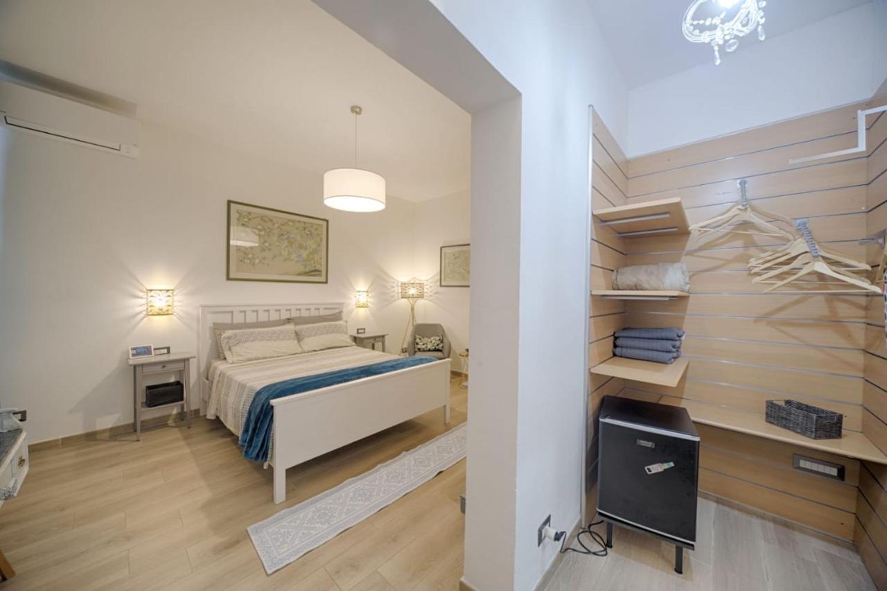 אולביה Cozy Guest House Downtown מראה חיצוני תמונה