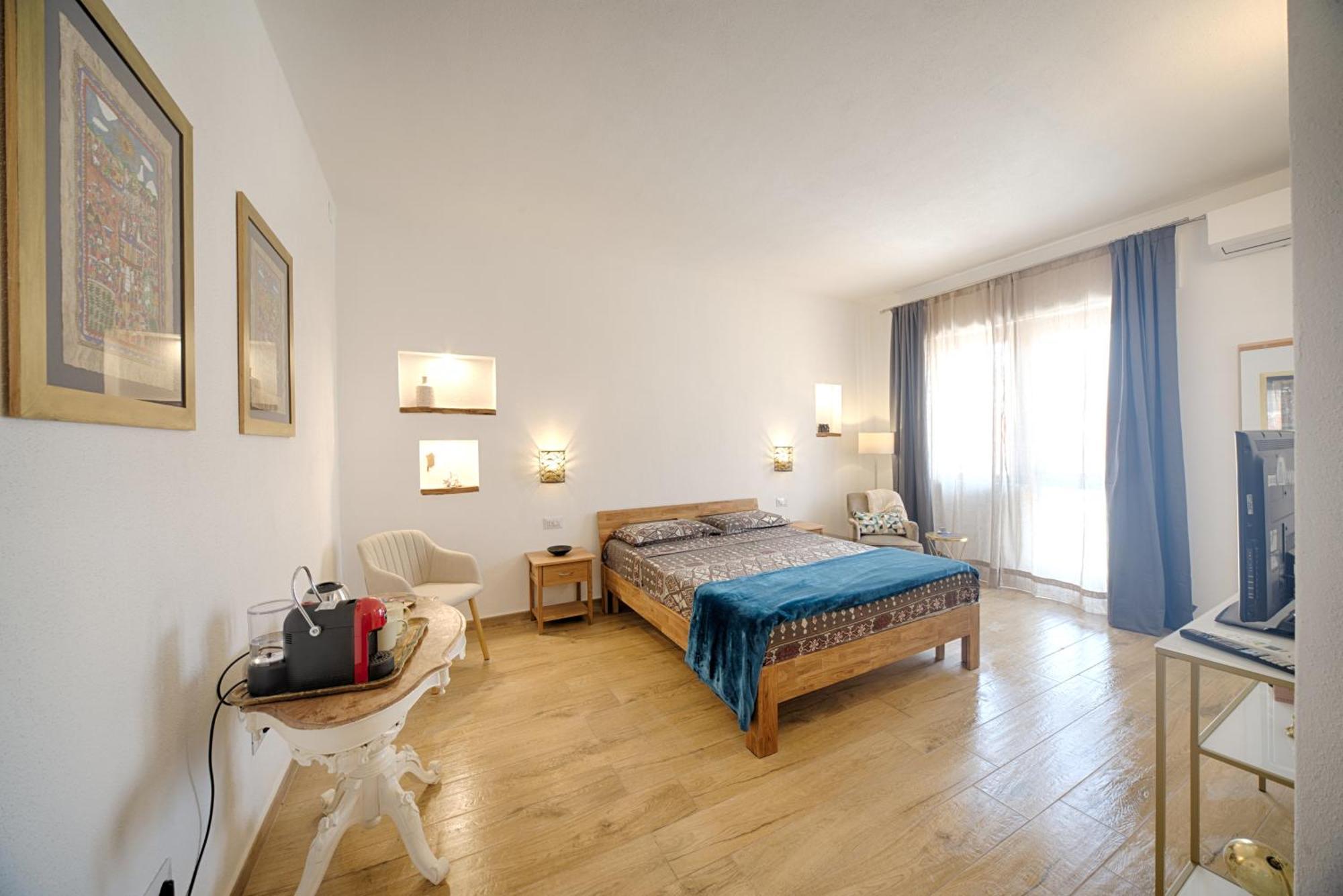 אולביה Cozy Guest House Downtown מראה חיצוני תמונה